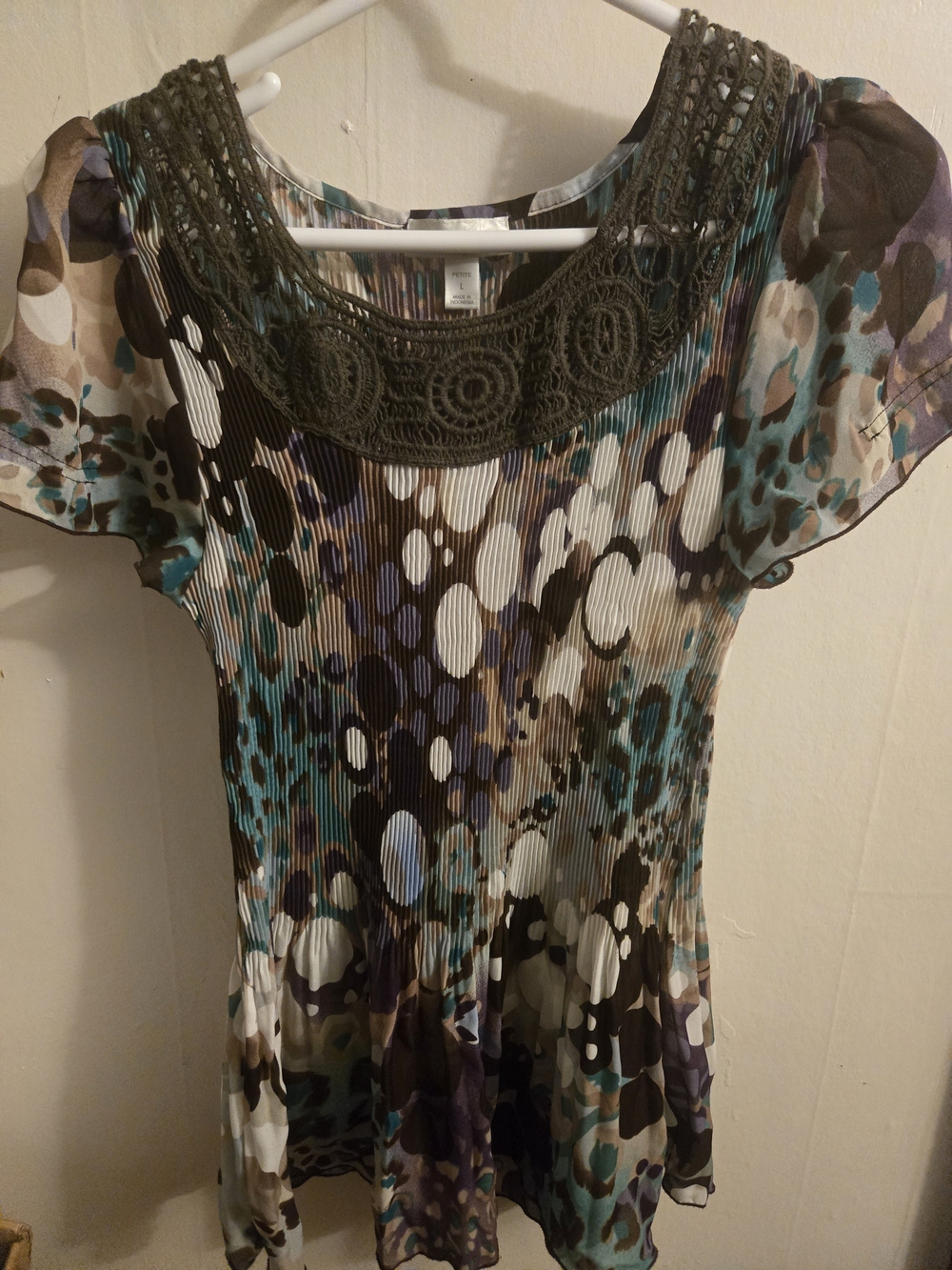 Women's Printed Crochet Yoke Blouse in Teal and Brown